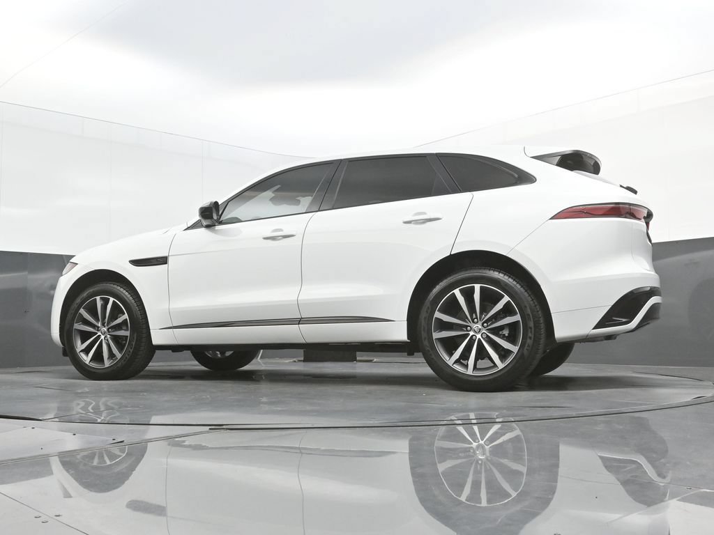 Certified 2024 Jaguar F-PACE R-Dynamic S AWD/4WD image 38