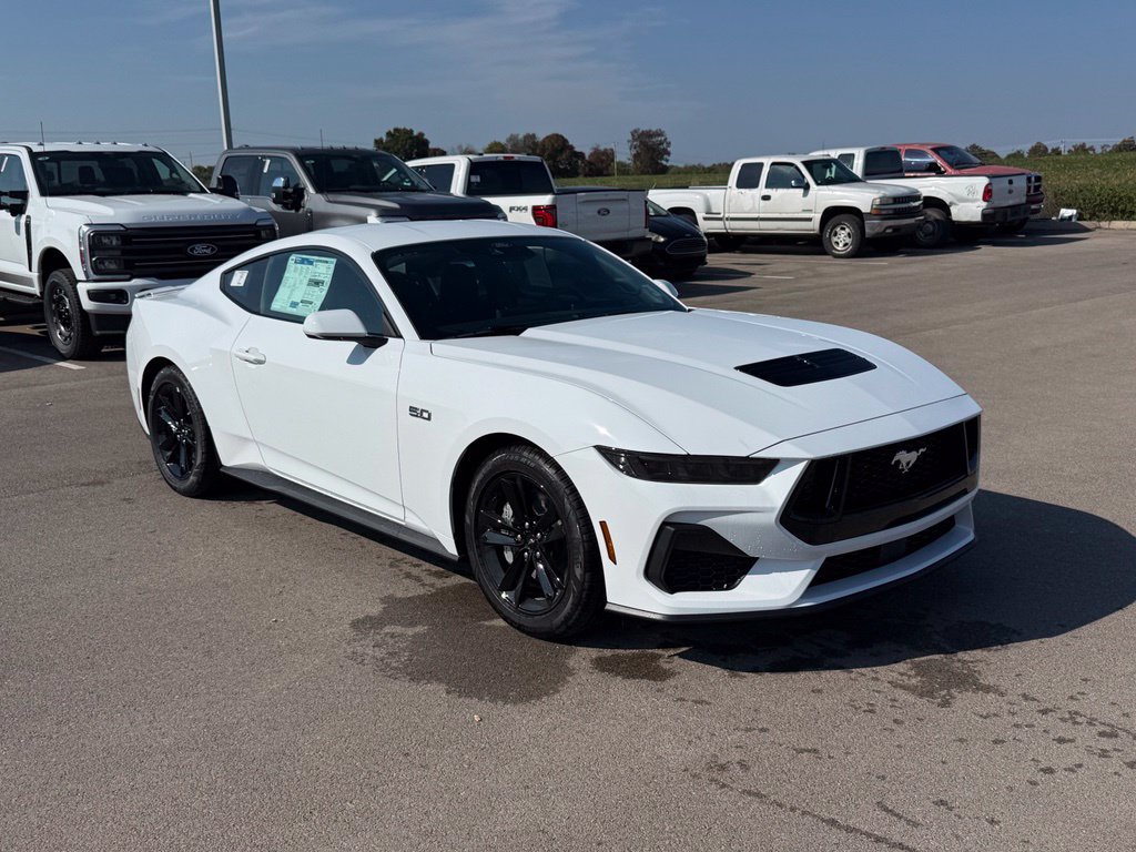 New 2026 Ford Mustang GT RWD image 2