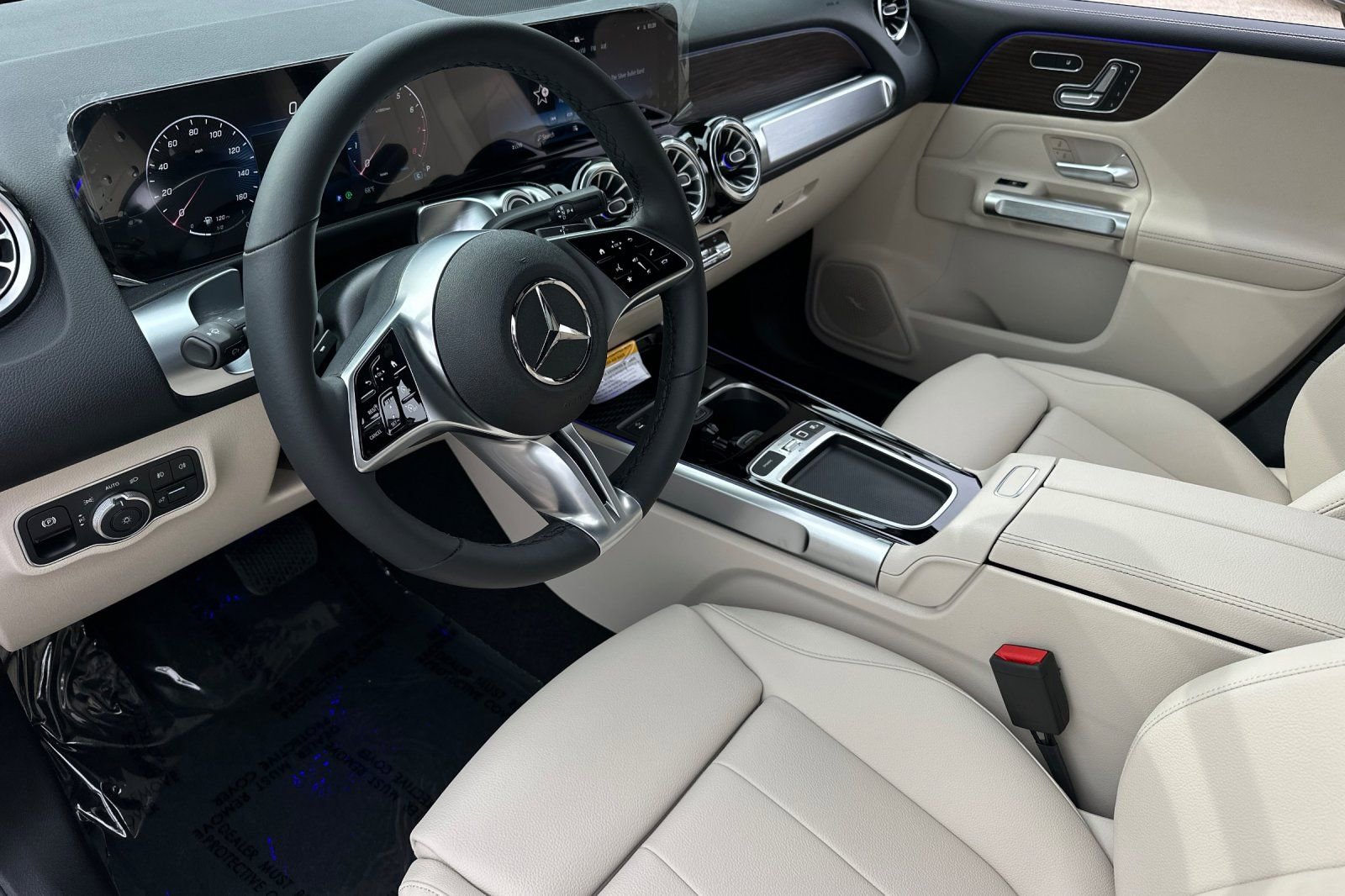 New 2026 Mercedes-Benz GLB 250 image 15