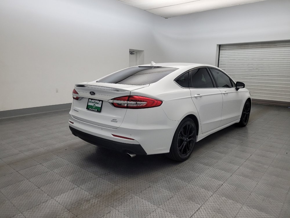Used 2019 Ford Fusion SE w/ Equipment Group 151A FWD image 9