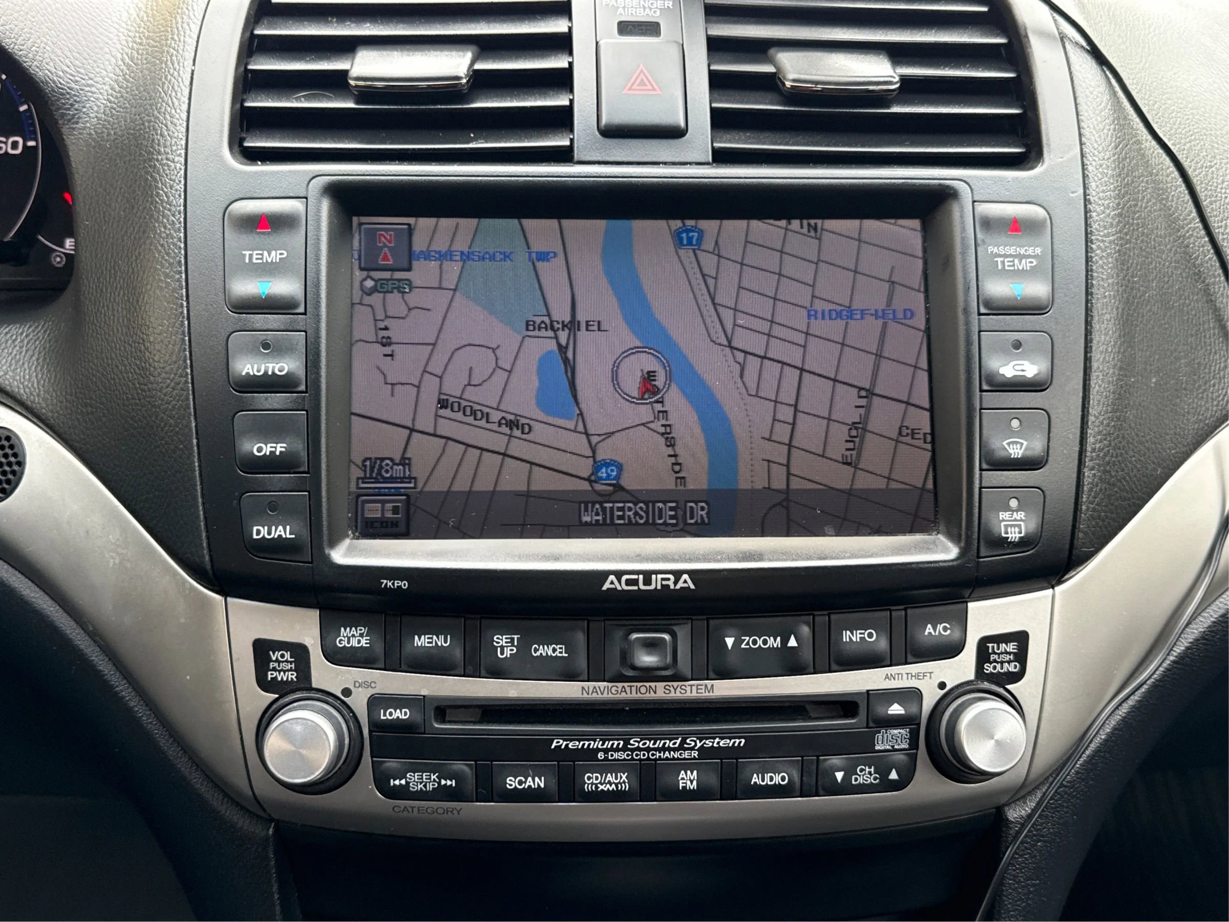 Used 2007 Acura TSX w/ Navigation FWD image 15