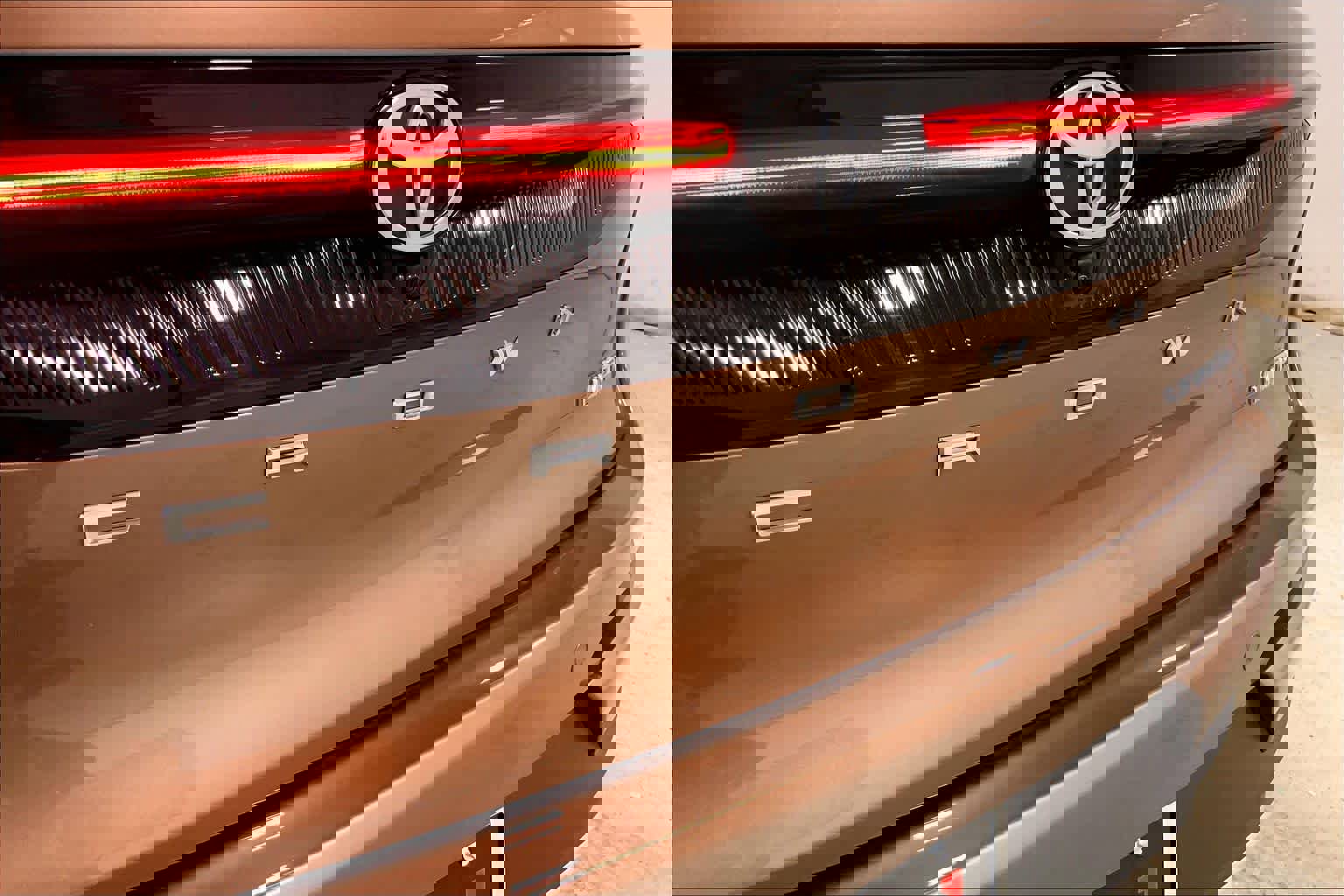 Used 2025 Toyota Crown Limited w/ Advanced Technology Package AWD/4WD image 29