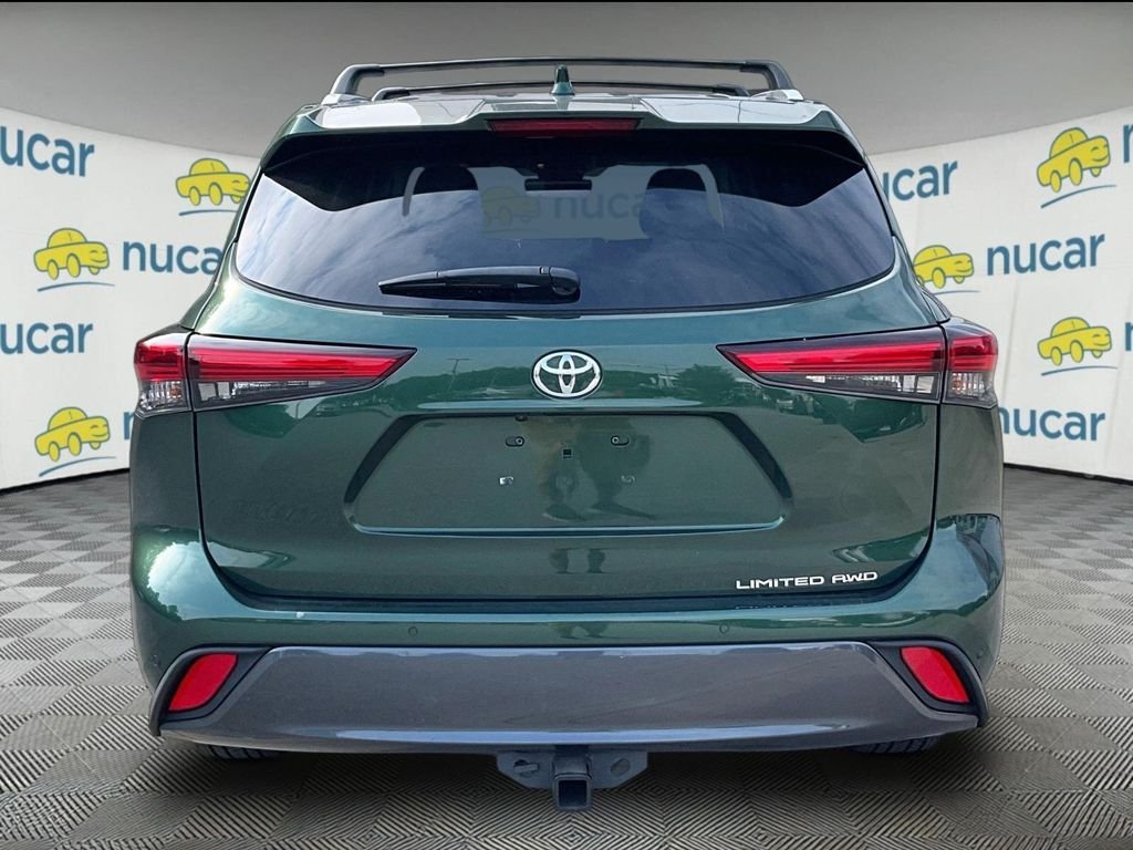 Used 2023 Toyota Highlander Limited AWD/4WD image 3