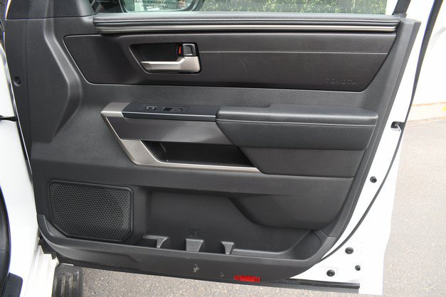 Certified 2025 Toyota Sequoia SR5 AWD/4WD image 24