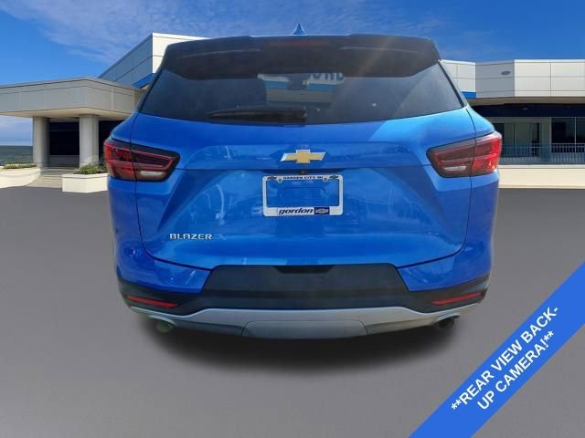 Used 2024 Chevrolet Blazer LT image 4