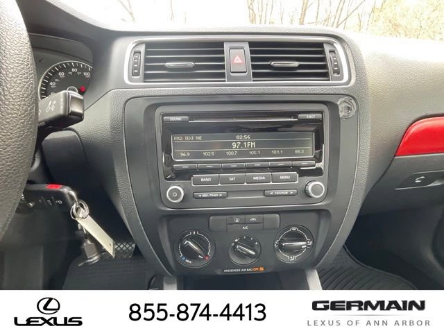 Used 2014 Volkswagen Jetta SE image 18