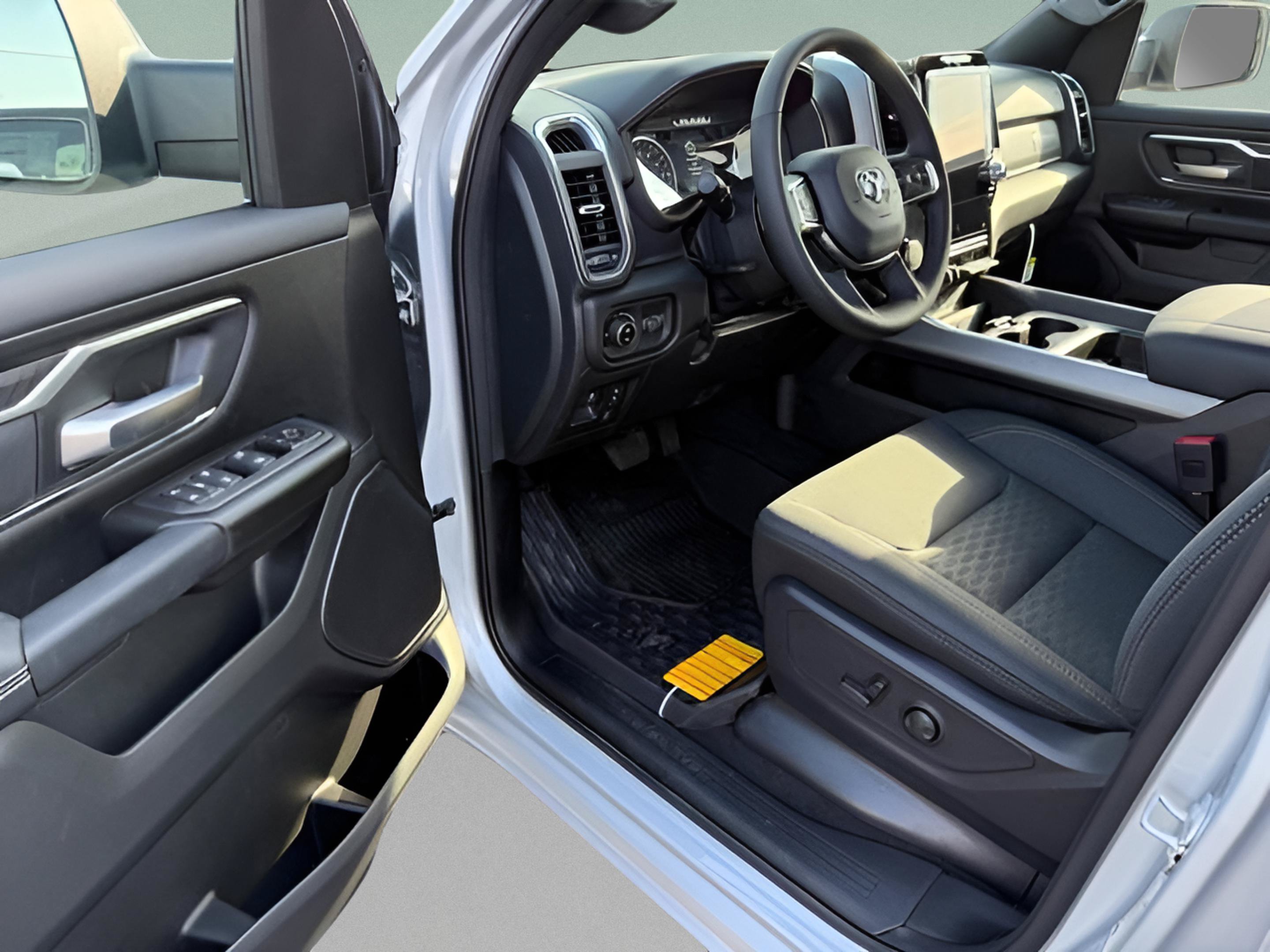 New 2026 RAM 1500 Big Horn AWD/4WD image 15