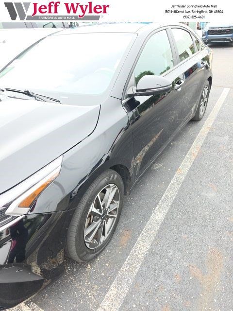 Used 2023 Kia Forte LXS w/ LXS Technology Package FWD image 1