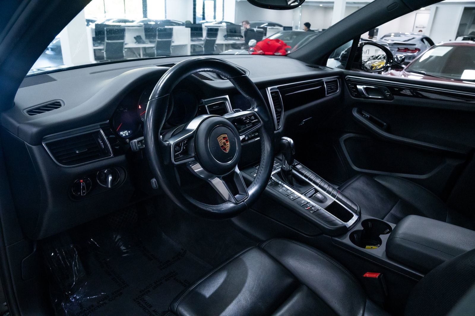 Used 2017 Porsche Macan S AWD/4WD image 19