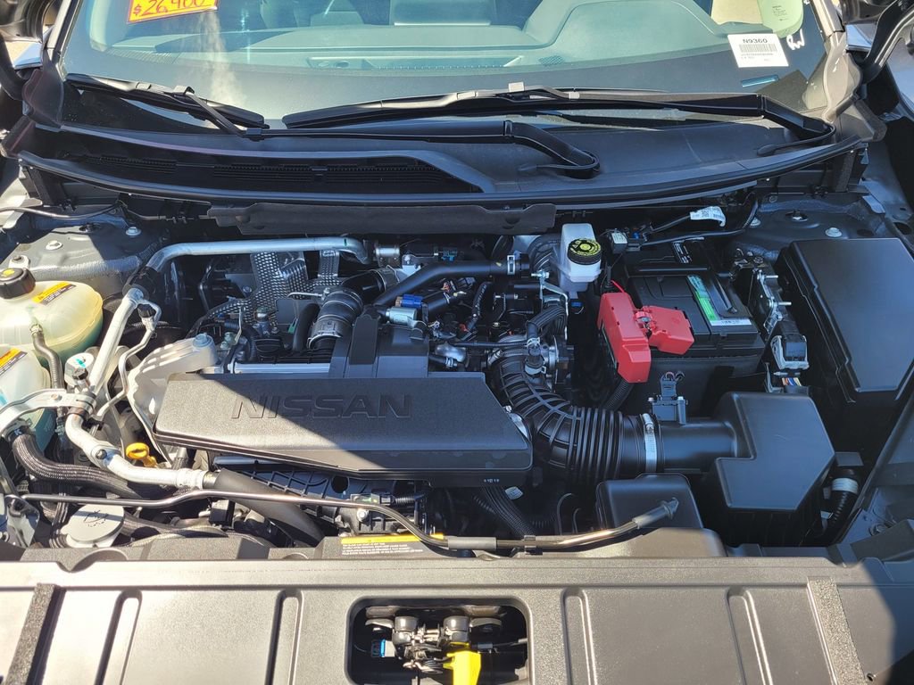 Used 2025 Nissan Rogue S FWD image 26