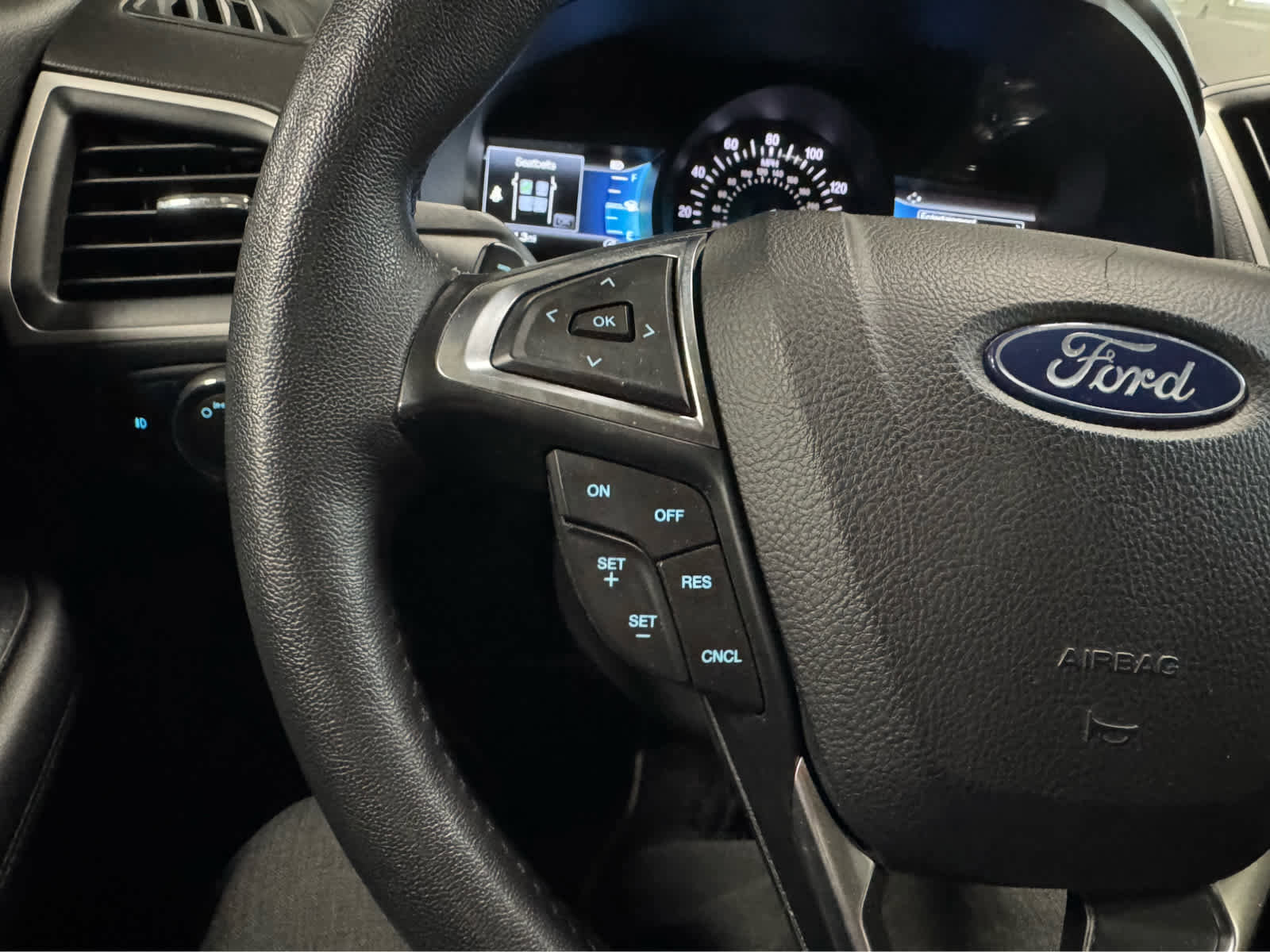 Used 2022 Ford Edge SEL w/ Convenience Package AWD/4WD image 21