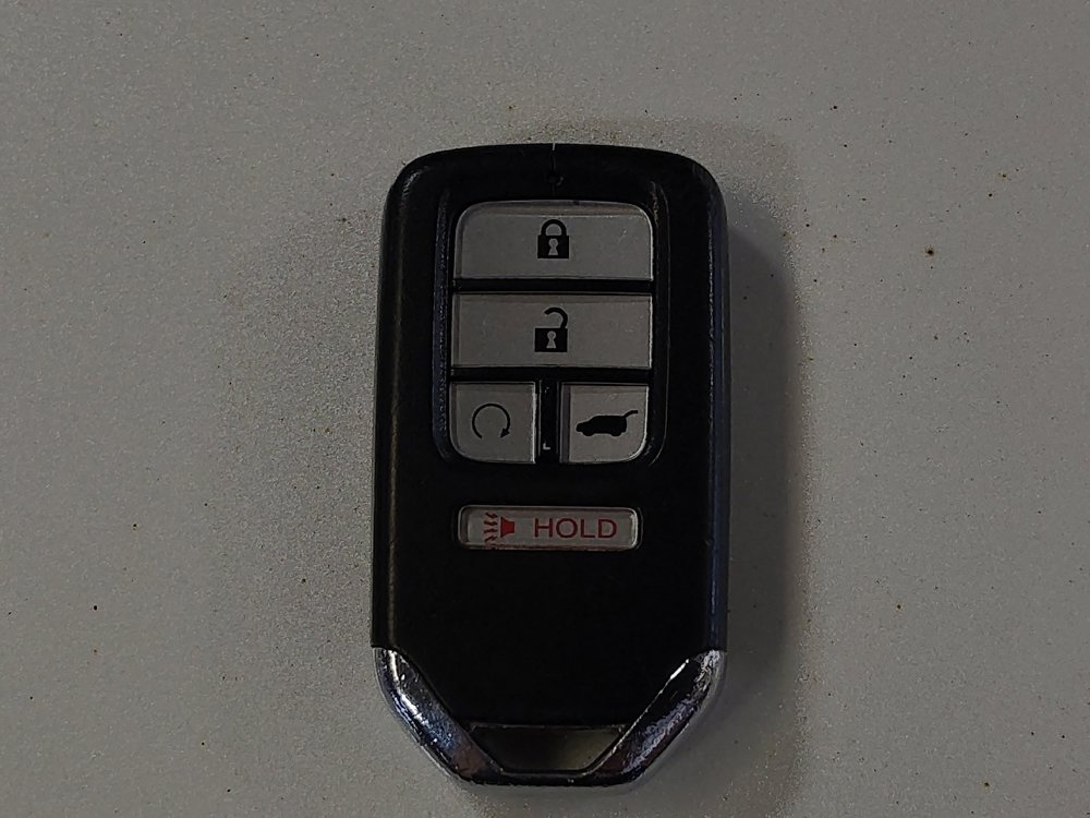 Used 2018 Honda Pilot Touring image 32