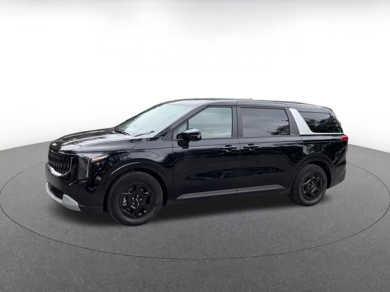 Used 2026 Kia Carnival FWD image 7