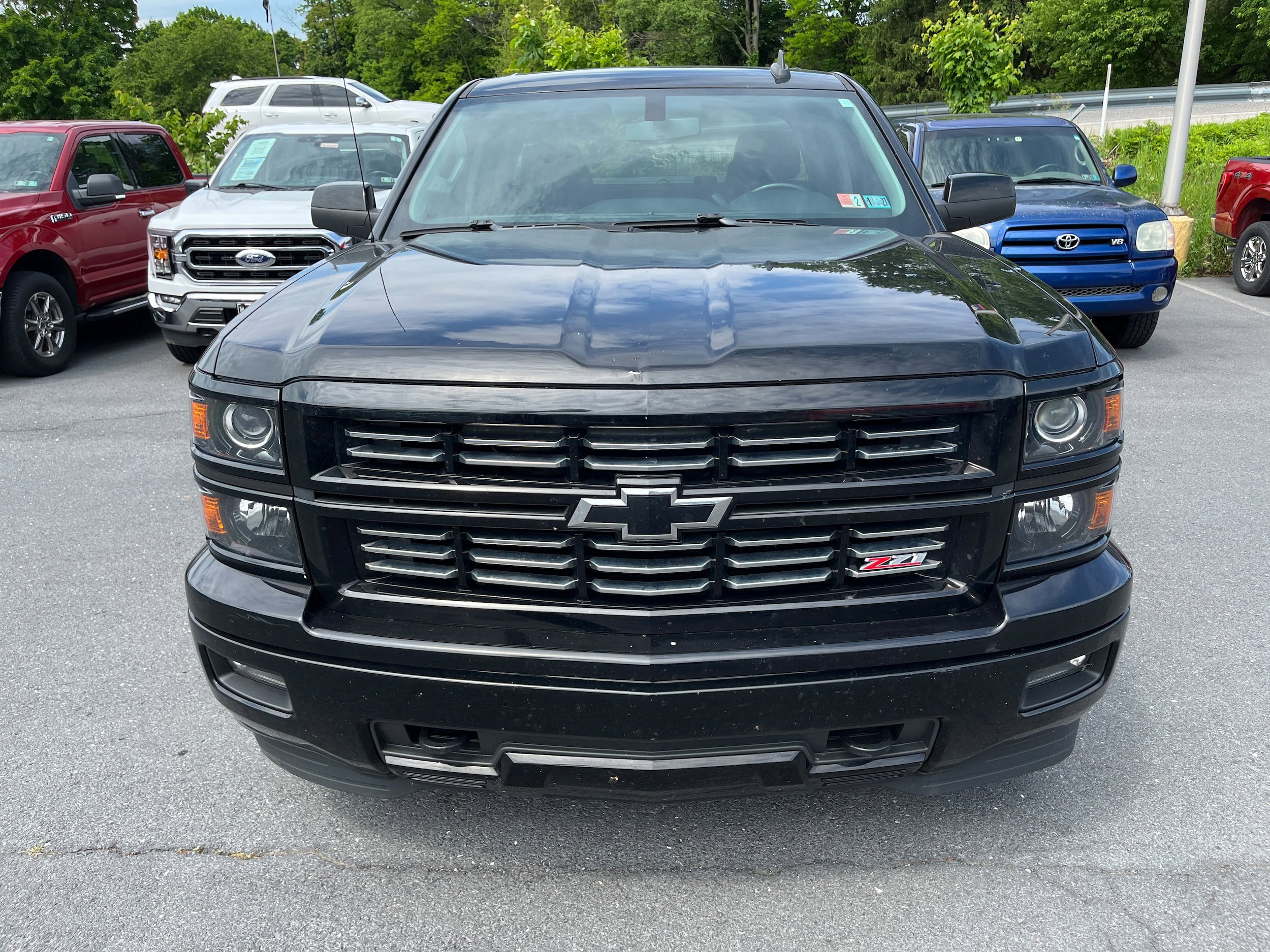 Used 2015 Chevrolet Silverado 1500 LT w/ Midnight Edition AWD/4WD image 2