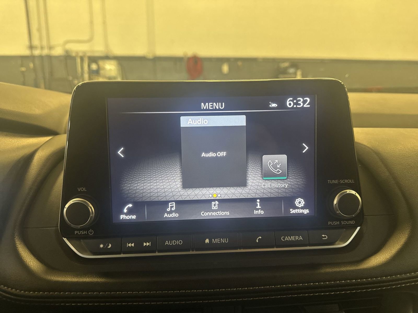 Used 2024 Nissan Rogue SV image 14