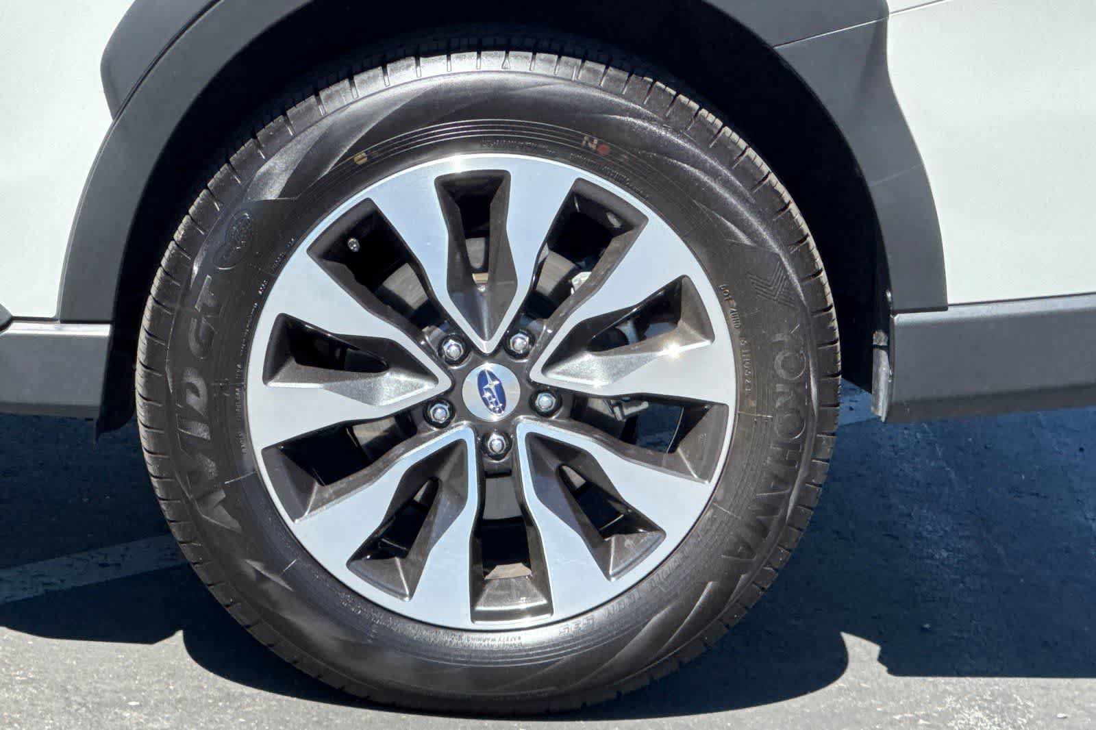 Certified 2024 Subaru Outback Limited AWD/4WD image 30