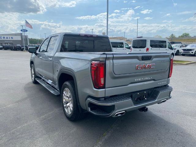 Used 2023 GMC Sierra 1500 Denali w/ Technology Package AWD/4WD image 5