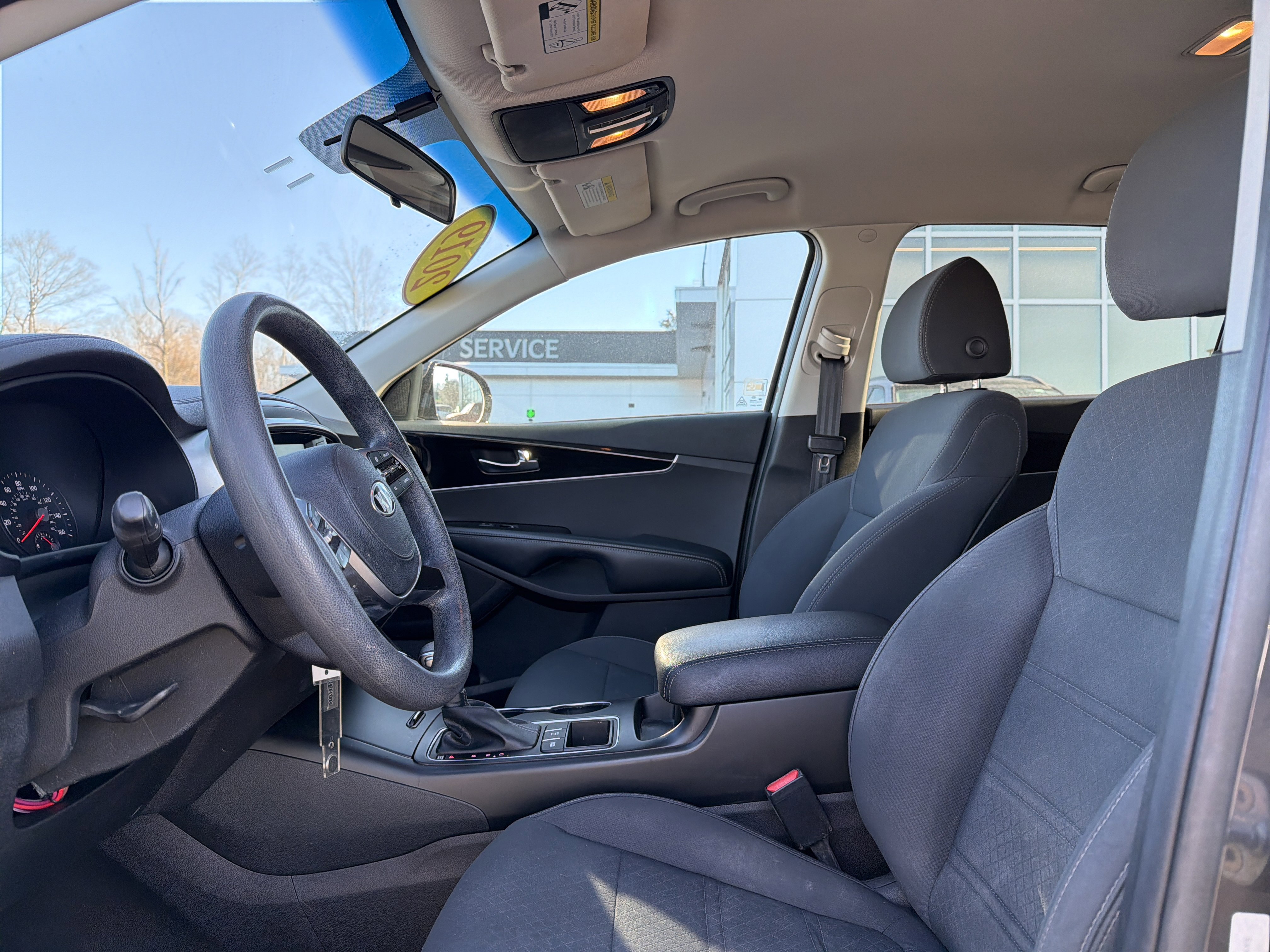 Used 2019 Kia Sorento LX image 12