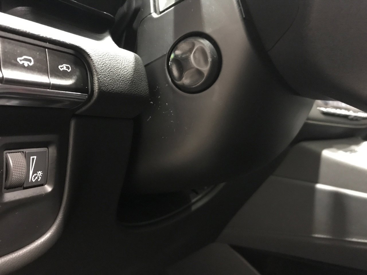 Used 2021 Cadillac Escalade Sport w/ Driver Assist Tech Package image 27