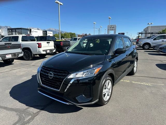 New 2025 Nissan Kicks Play S FWD image 5