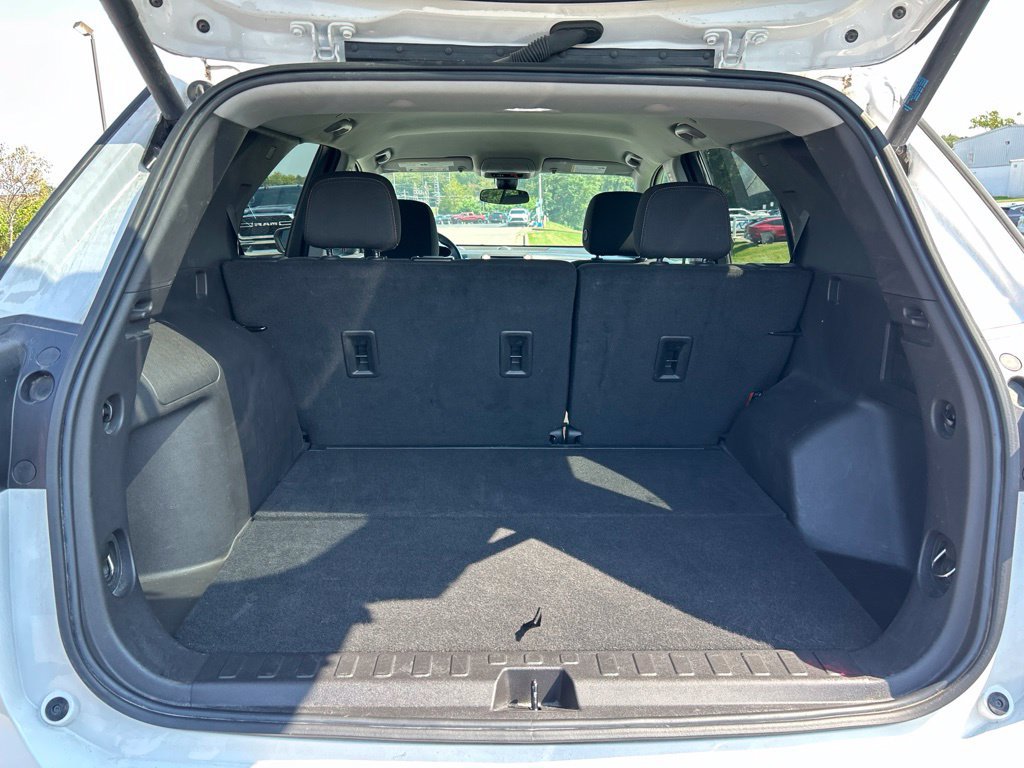 Used 2024 Chevrolet Equinox LT AWD/4WD image 11
