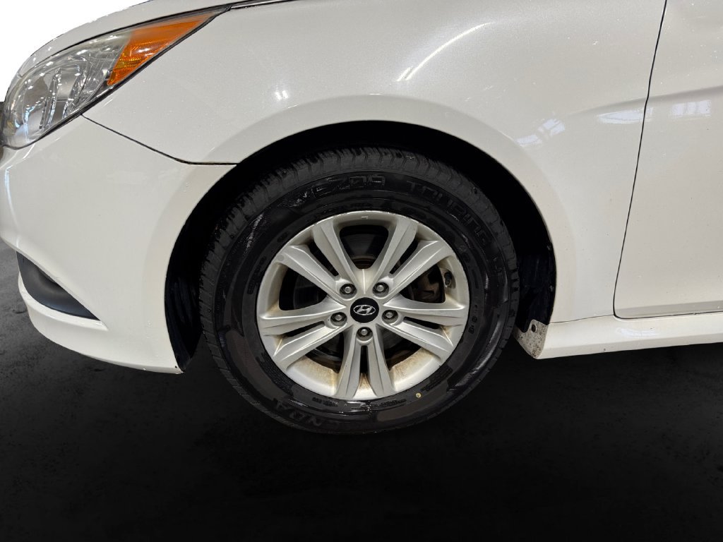 Used 2014 Hyundai Sonata GLS FWD image 12