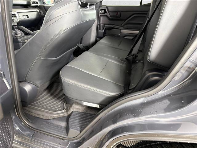 Used 2025 Toyota 4Runner TRD Off-Road Premium AWD/4WD image 21