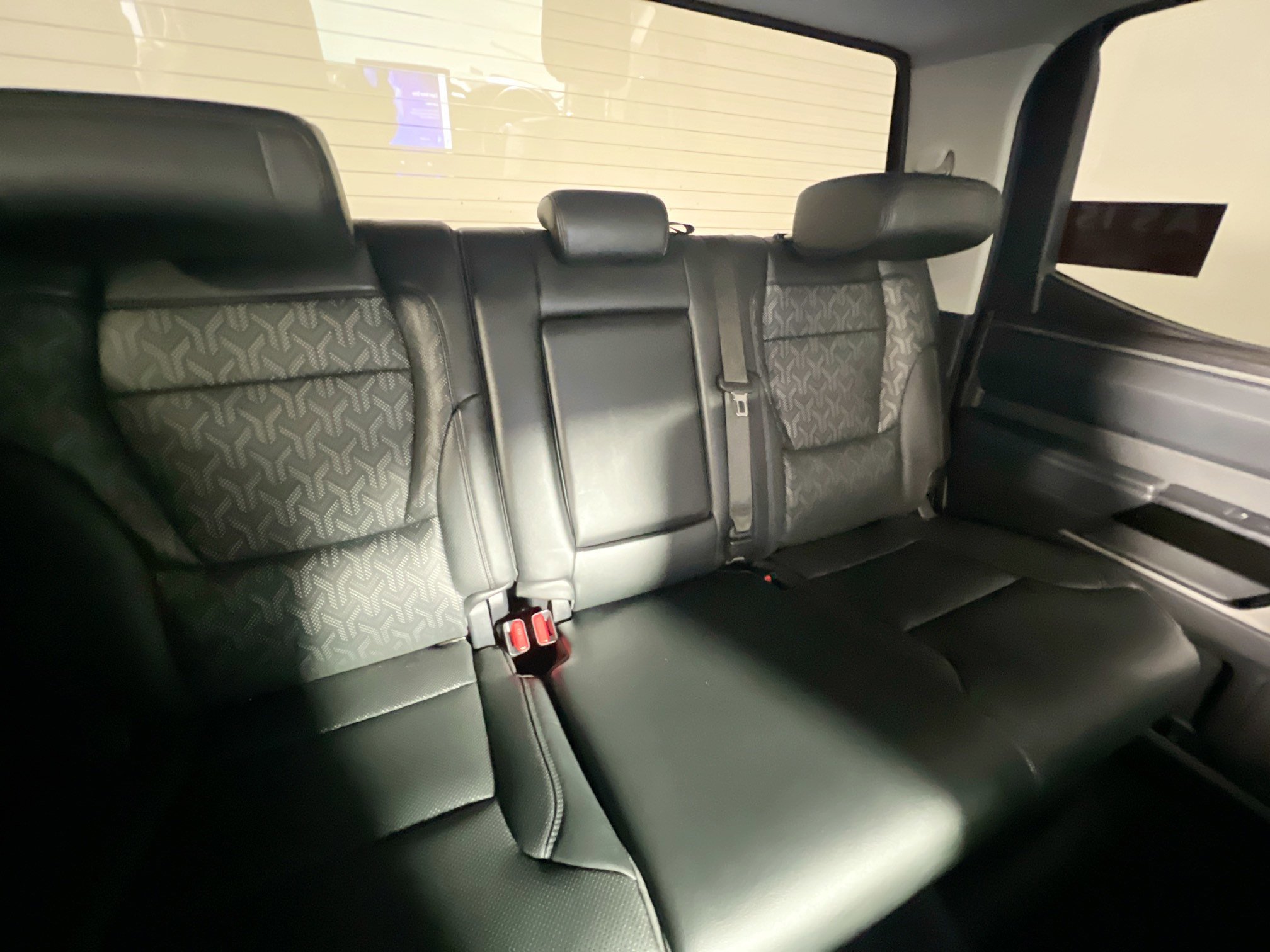 Used 2024 Toyota Tundra Limited image 32