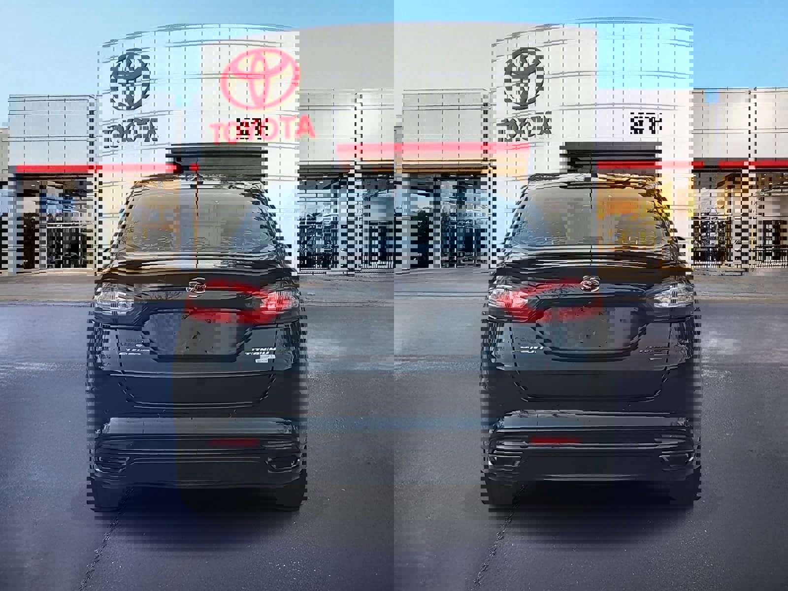 Used 2014 Ford Fusion Titanium image 6