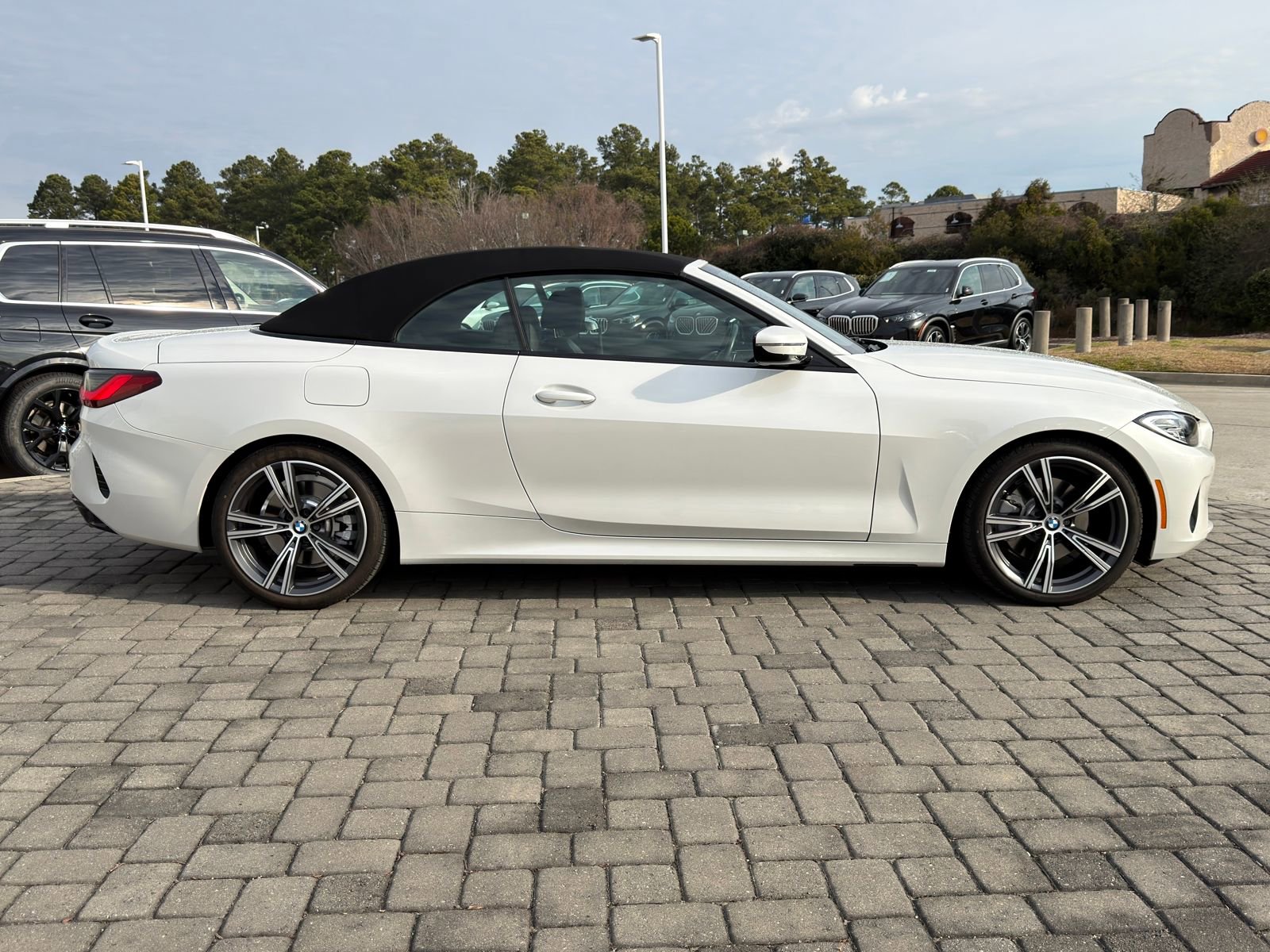 Certified 2023 BMW 430i Convertible w/ Premium Package image 6