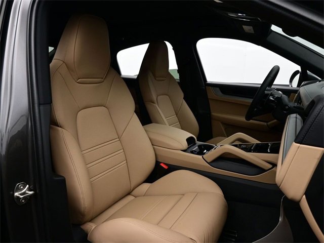 New 2026 Porsche Cayenne S image 17