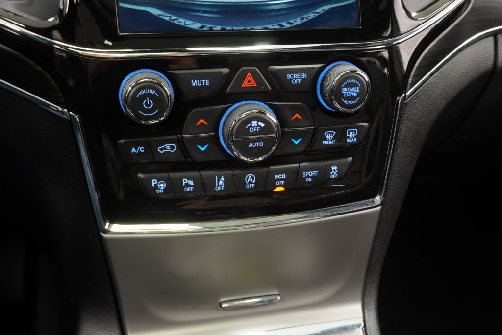 Used 2021 Jeep Grand Cherokee Limited w/ Quick Order Package 28K 80th AWD/4WD image 30