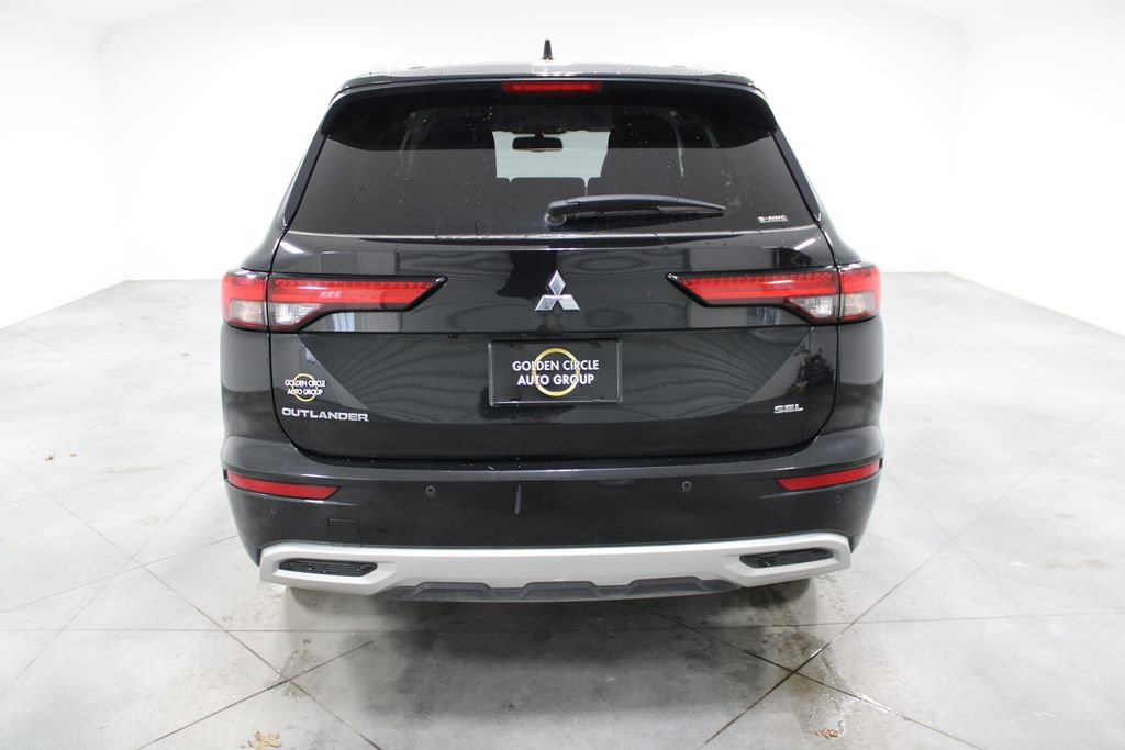 Used 2024 Mitsubishi Outlander SEL image 8