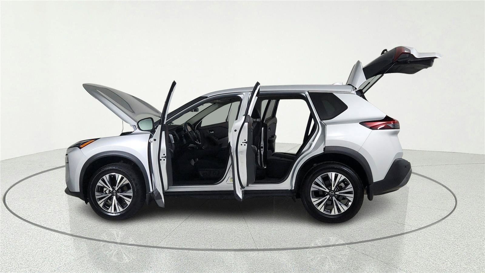 Used 2023 Nissan Rogue SV FWD image 4