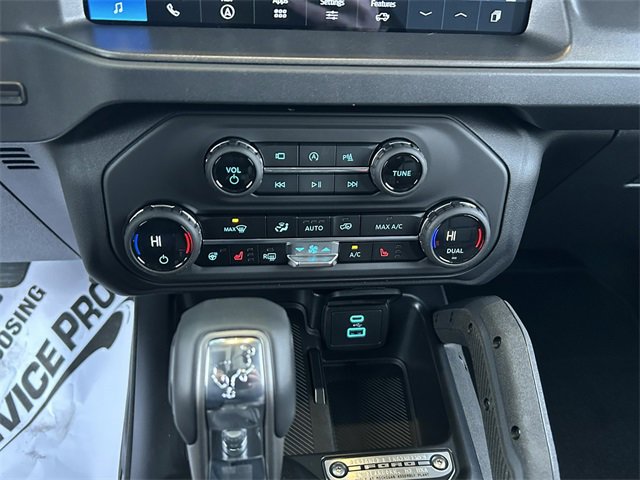 New 2025 Ford Bronco Badlands image 17