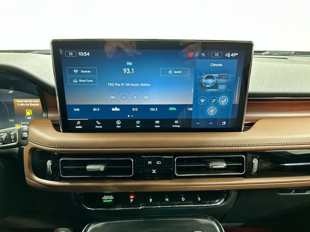 Used 2023 Lincoln Nautilus Reserve w/ Equipment Group 202A image 14