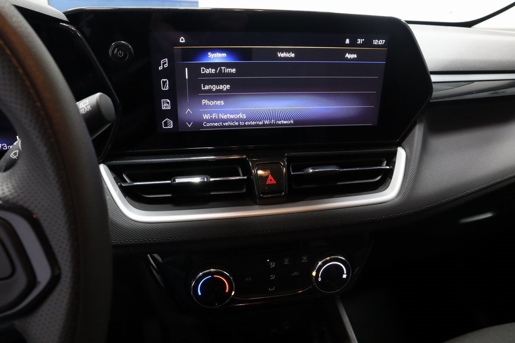 Used 2024 Chevrolet TrailBlazer LT w/ Driver Confidence Package image 31