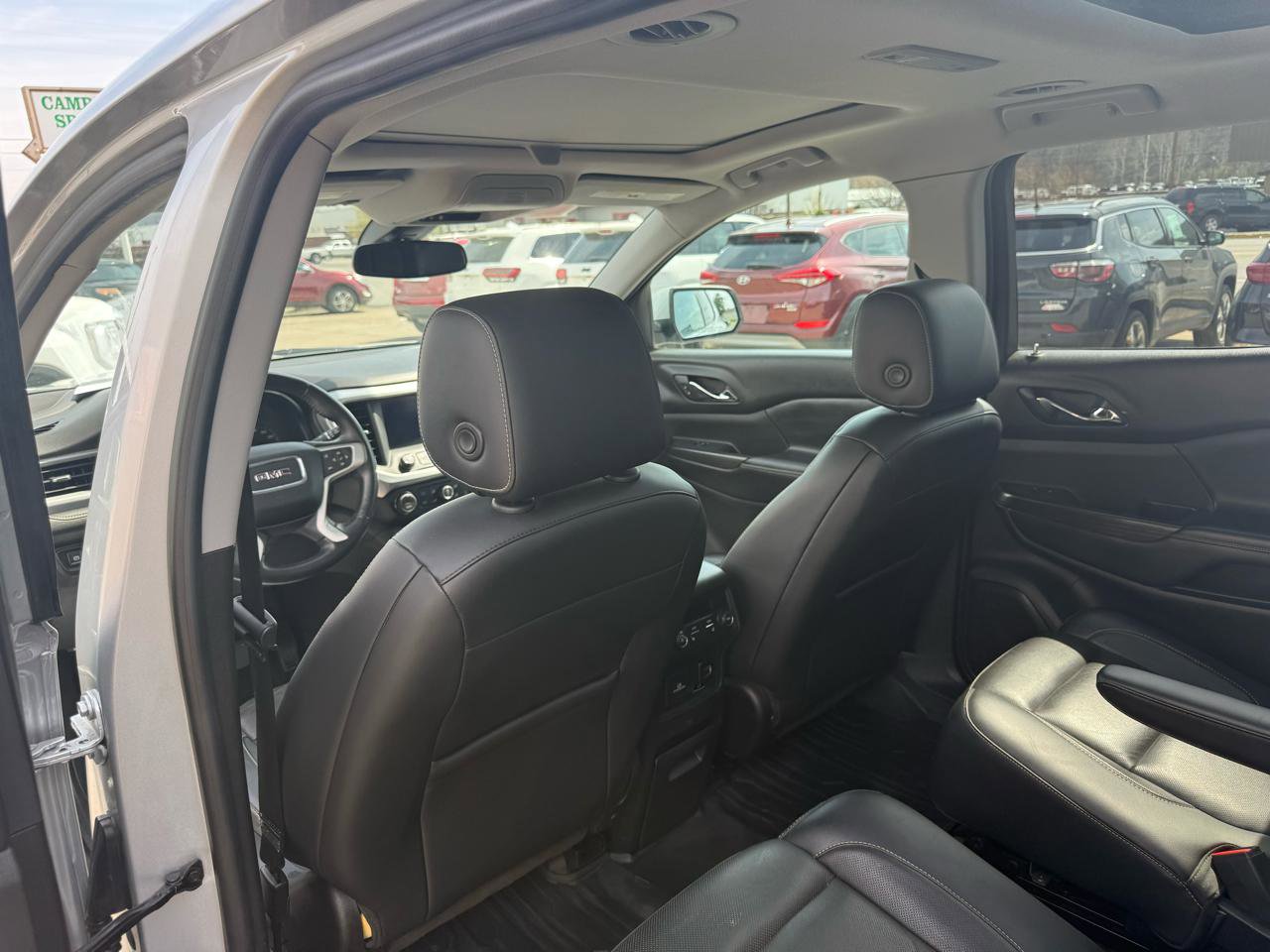 Used 2017 GMC Acadia SLT AWD/4WD image 30