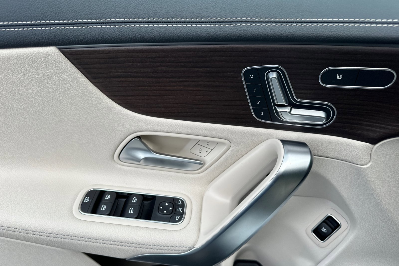 New 2026 Mercedes-Benz CLA 250 image 11