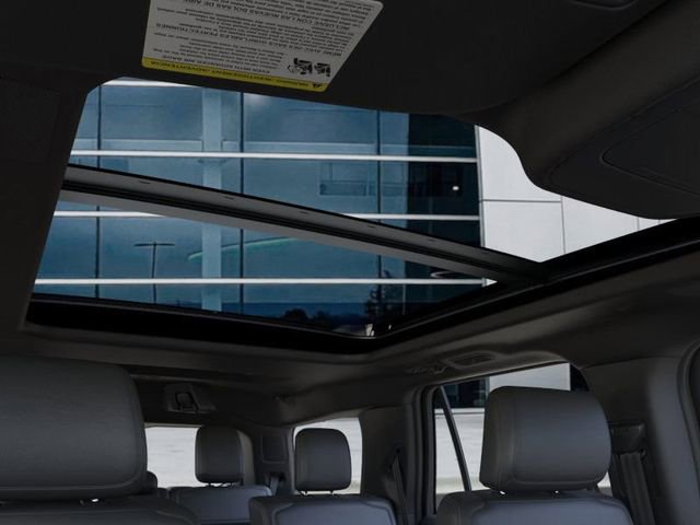New 2025 Ford Expedition Platinum w/ Stealth Performance Package image 22