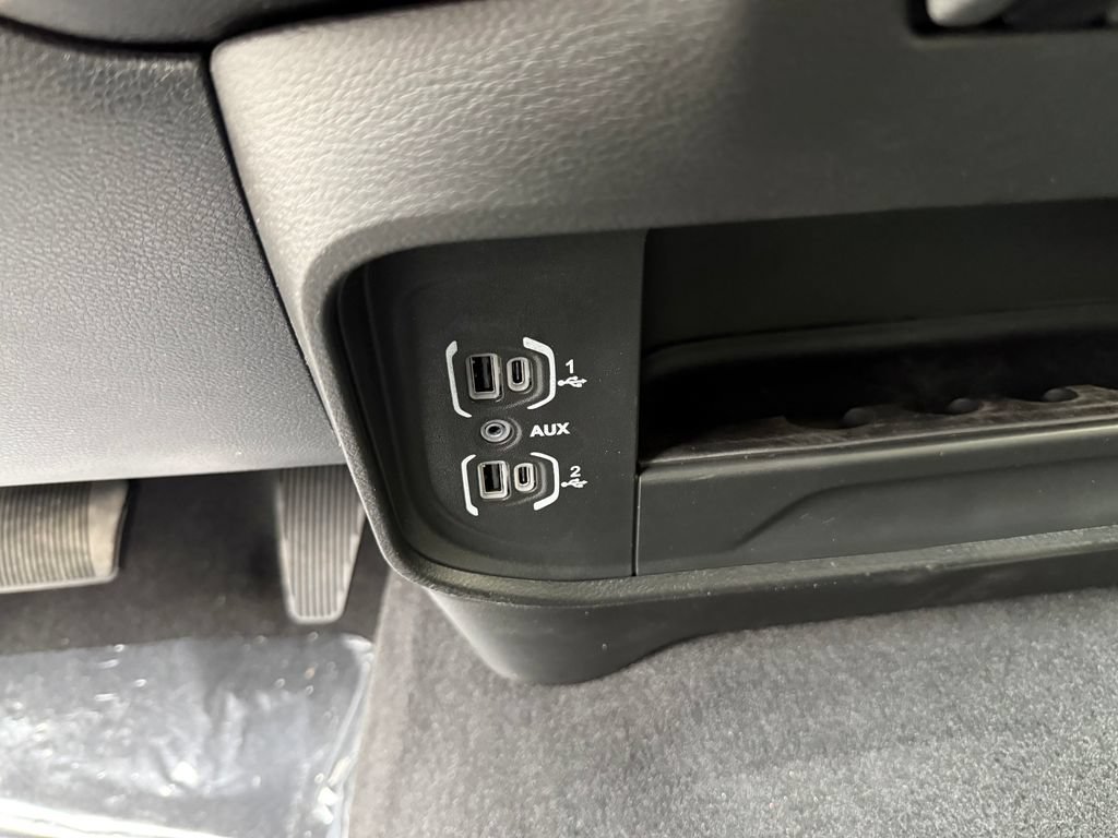 New 2026 RAM 3500 Tradesman AWD/4WD image 26