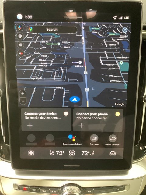 New 2026 Volvo XC90 B6 Ultra image 22