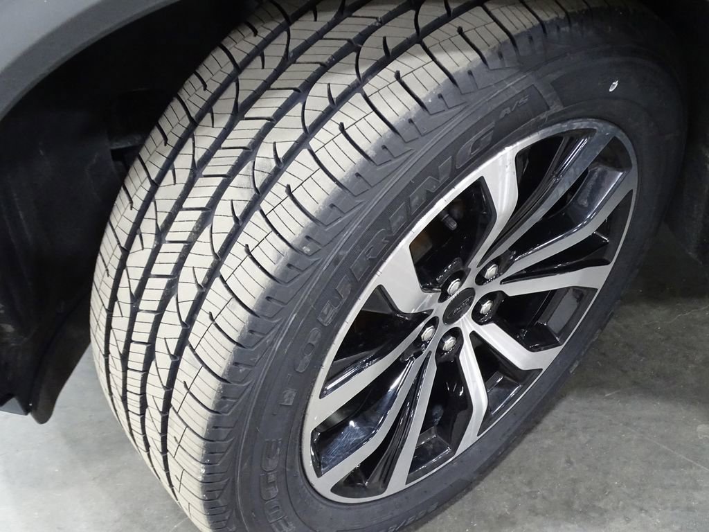 Used 2022 Ford Explorer ST-Line w/ Class IV Trailer Tow Package image 38