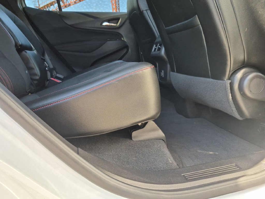 Certified 2023 Chevrolet Equinox RS AWD/4WD image 33