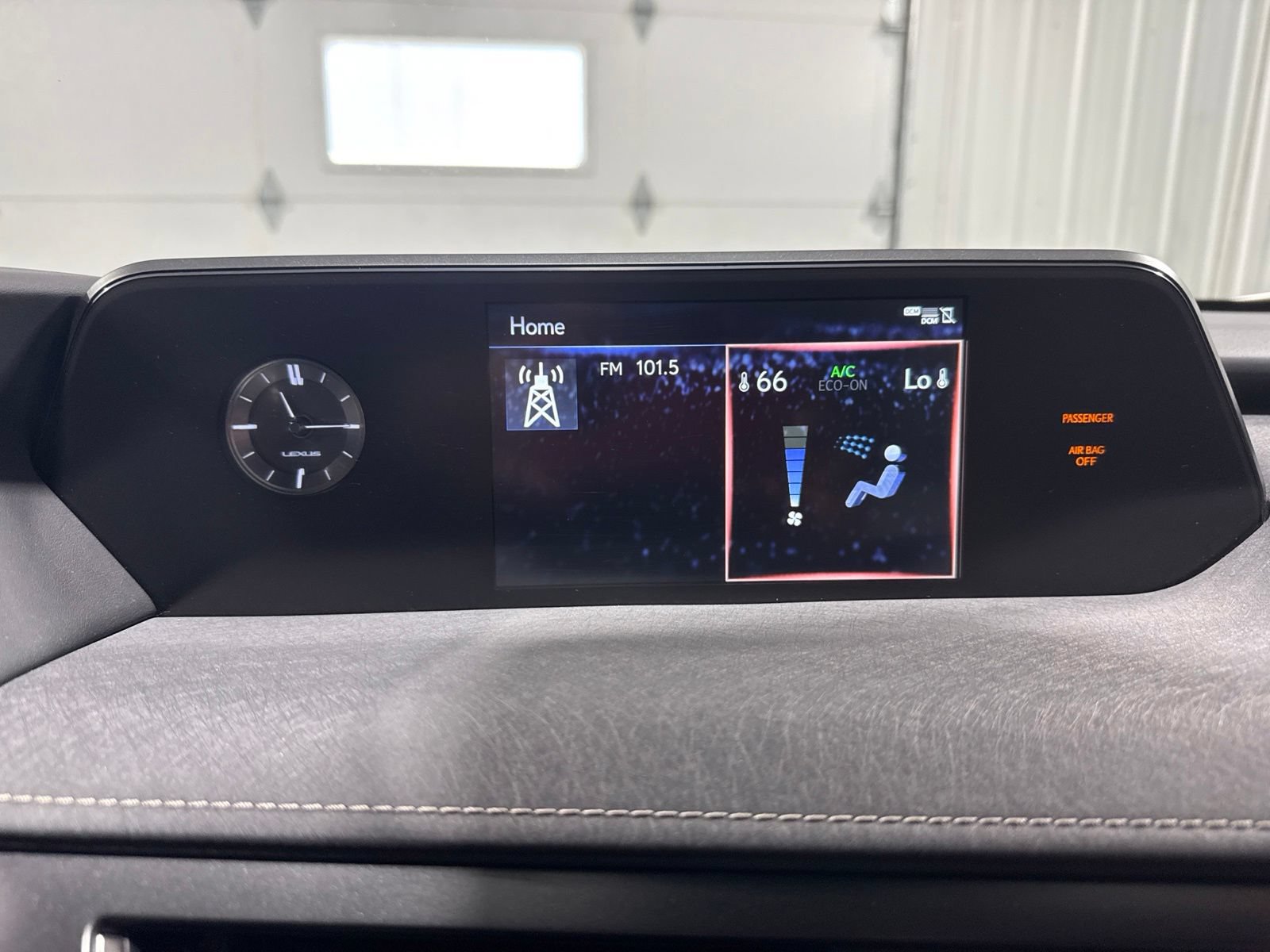 Used 2020 Lexus UX 250h w/ Premium Package AWD/4WD image 29