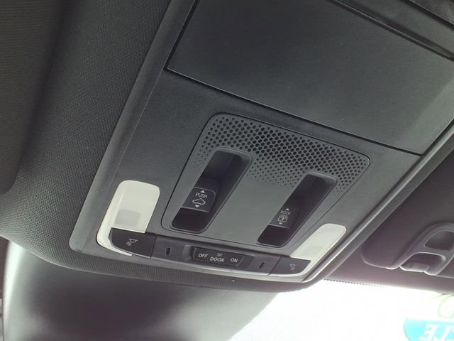 Certified 2024 Honda Pilot TrailSport image 21