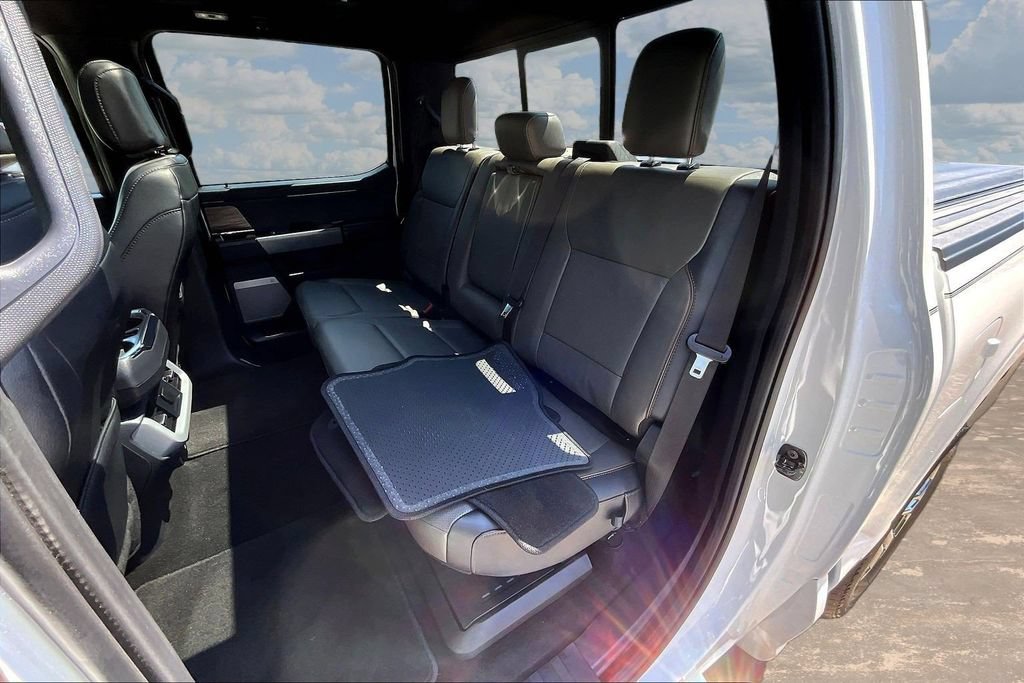 Used 2024 Ford F150 Lariat w/ Tow/Haul Package AWD/4WD image 25