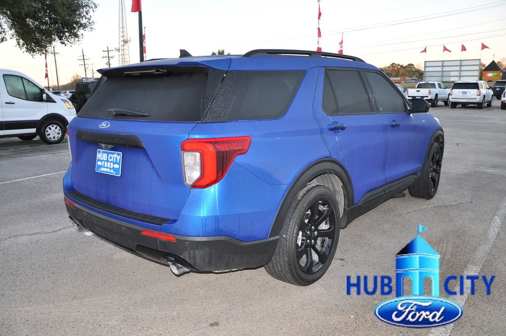 Used 2023 Ford Explorer ST-Line image 5