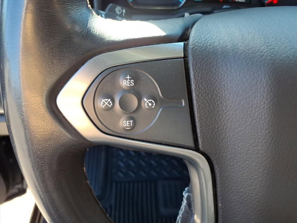 Used 2018 Chevrolet Silverado 1500 LT w/ All Star Edition image 31