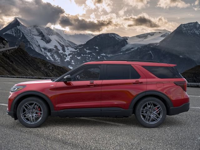 New 2026 Ford Explorer ST-Line w/ ST-Line Street Pack AWD/4WD image 3